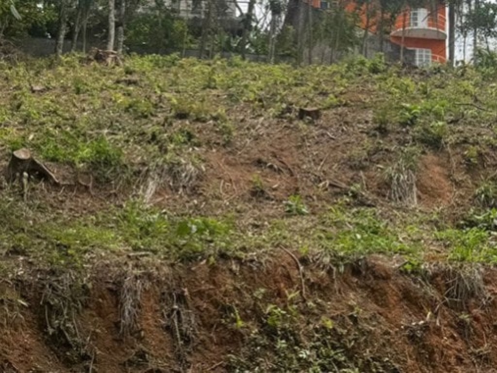 Terreno 682 m² (Lt. 38 da Qd. 13 no Condomínio Monterey Ville) - Mogi das Cruzes - SP