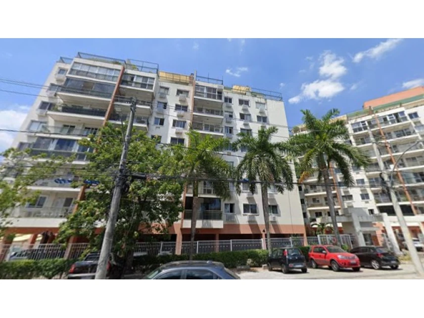 Apartamento à venda em leilão