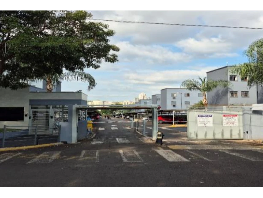 Apartamento à venda em leilão