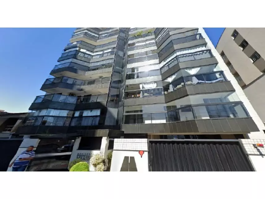 Apartamento à venda em leilão