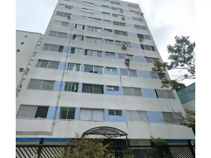 Apartamento à venda em leilão