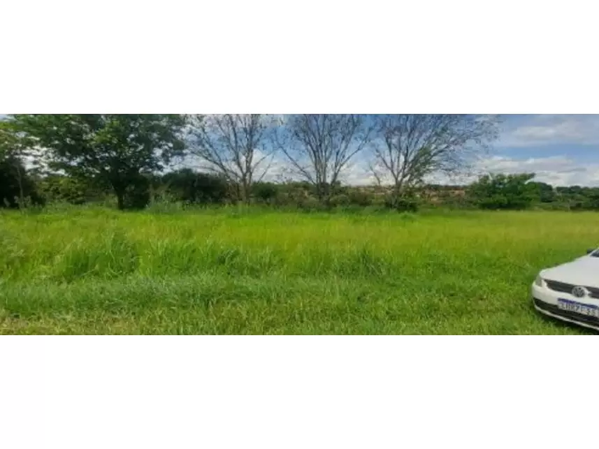 Terreno à venda em leilão