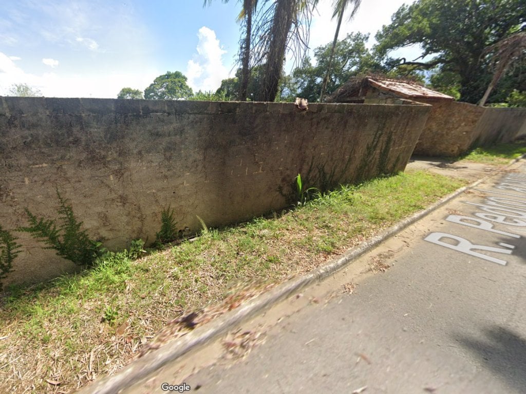 Casa em Área com 11.861 m² - Jardim Bom Jesus - Tremembé - SP