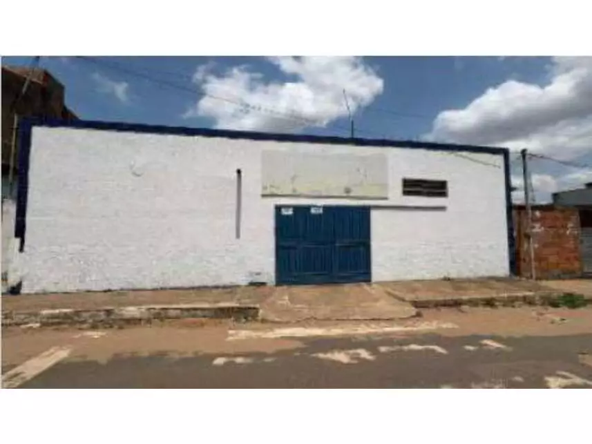 Prédio Comercial à venda em leilão
