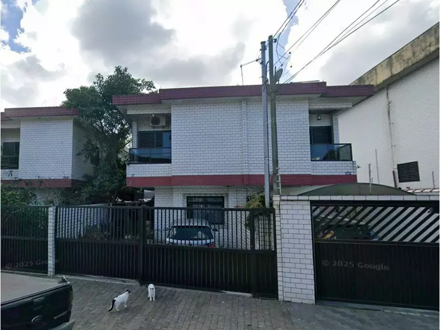 Sobrado à venda em leilão