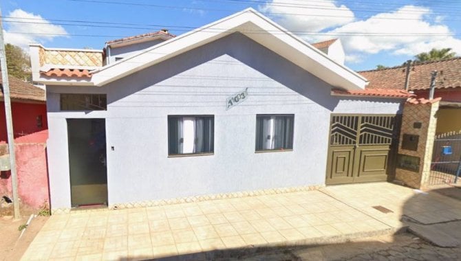 Casa, Padrão, 0 Vaga(S) de Garagem
