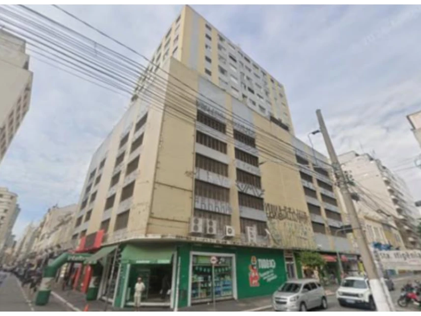 Apartamento à venda em leilão