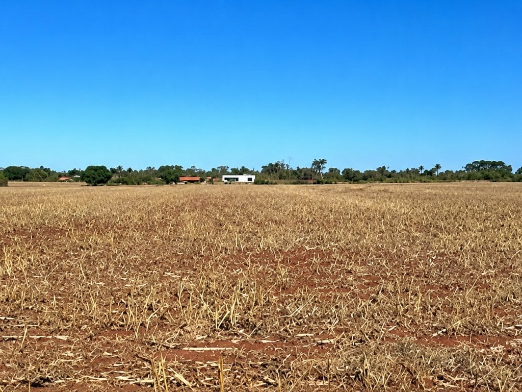 Imóvel Rural com 3 alq. (Chácara Água Azul) - Água Azul - Santa Cruz do Rio Pardo - SP